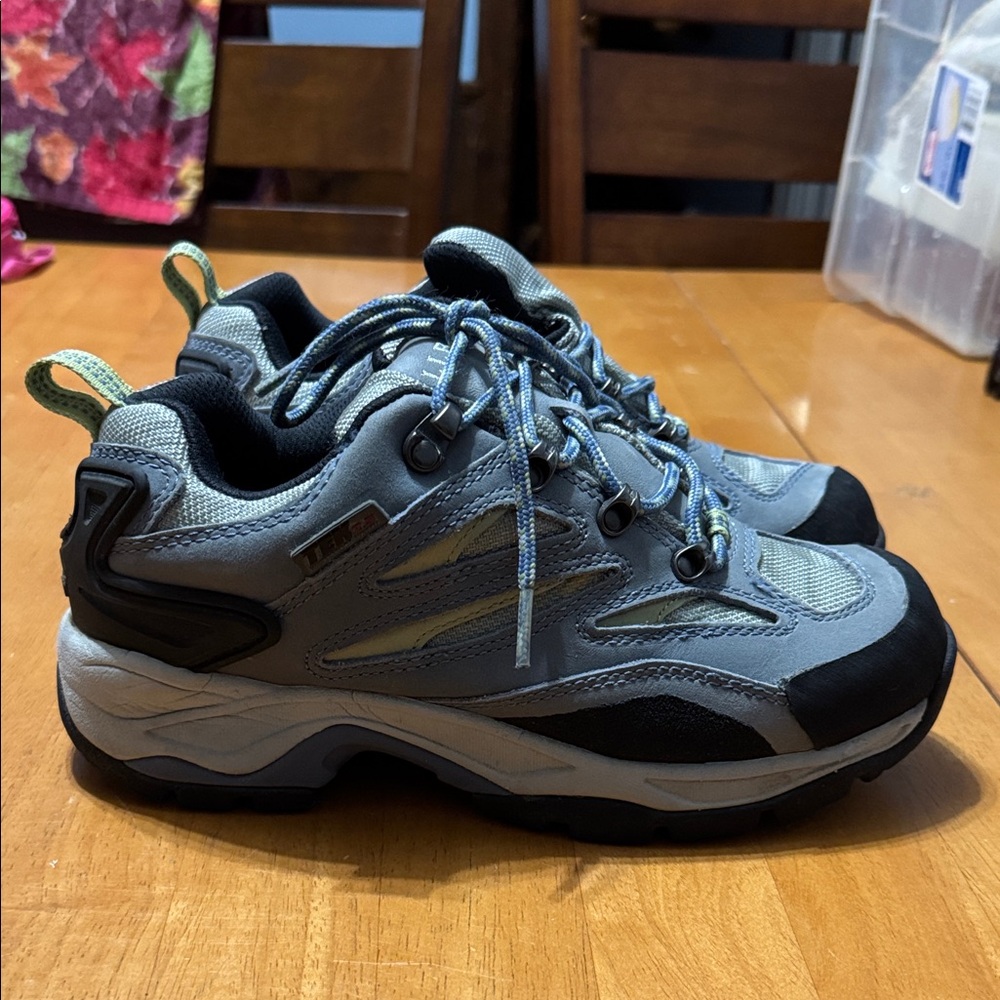 LLBean grey and Black Hiking Shoes sz 6.5 wide